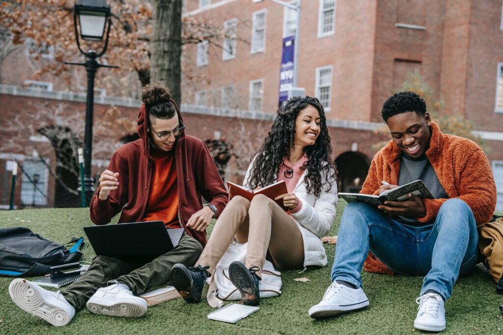 Howard-University-Achievers-Scholarship